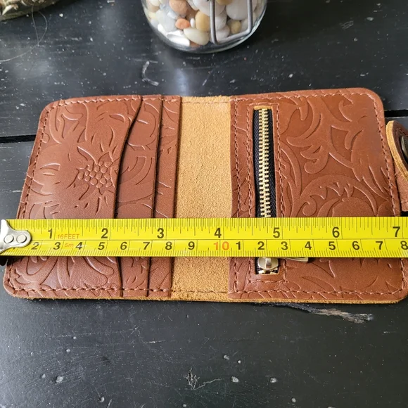 New Portland Leather Company Small Wallet Snap Zipper Tooled Medium Brown - Picture 9 of 9